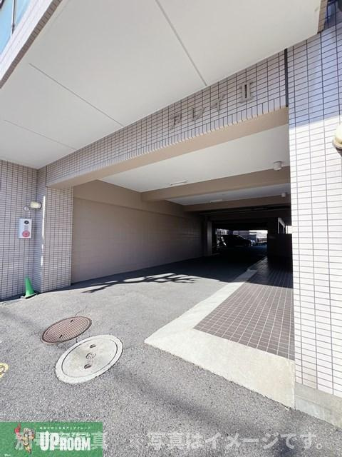 アレイⅡの駐車場