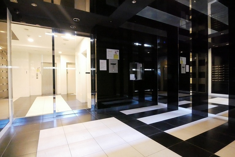 PREMIUM　CUBE　三田の外観