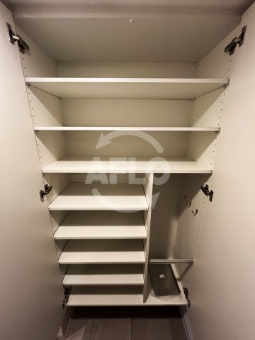 コンフォリア・リヴ博労町一丁目Qの収納|コンフォリア・リヴ博労町一丁目Q　シューズボックス