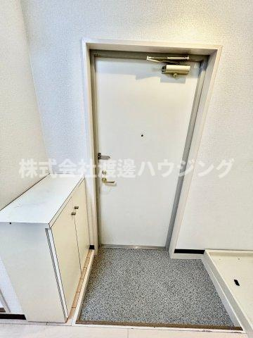 アルカサール千里山の玄関