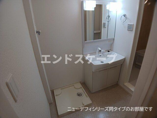 ウエスト．ゲート　Ⅱの洗面所|高崎、前橋のお部屋探しはエンドスケープまで！お客様の理想お聞かせ下さい♪