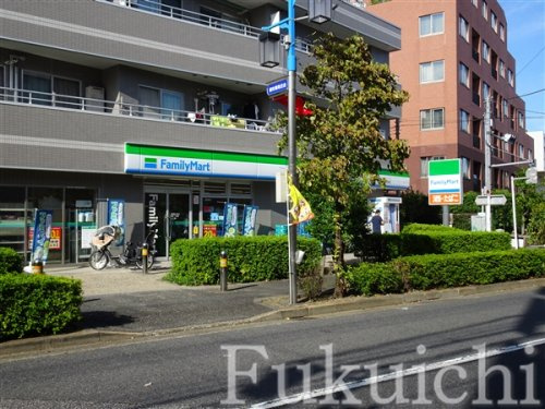 ザ・レジデンス駒沢大学の周辺|【コンビニエンスストア】ファミリーマート　弦巻１丁目店まで497ｍ