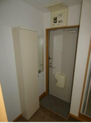 ハウス青木の玄関