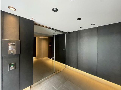 SYFORME西小山のエントランス