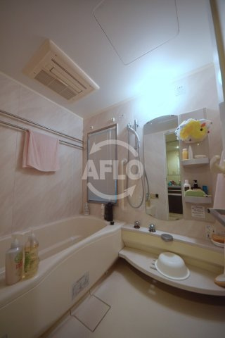 リーデンススクエア松屋町　中央小学校の浴室|リーデンススクエア松屋町　お風呂