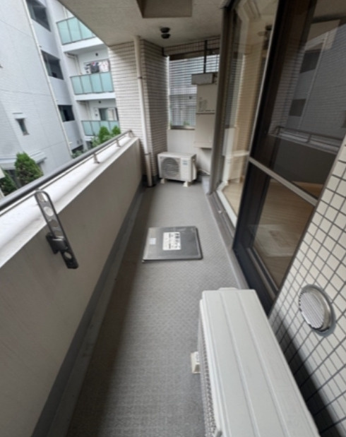 レジディア学芸大学のバルコニー