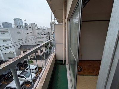 ハナブサマンションのバルコニー