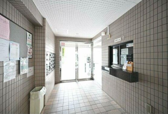 クリオ武蔵小山壱番館のロビー