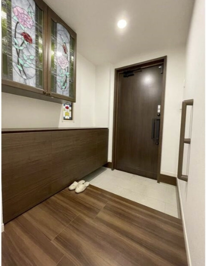 Casa Aspera  Jiyugaokaの玄関
