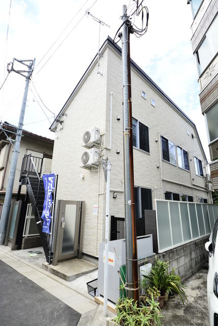 ポンデロッサ学芸大学の外観