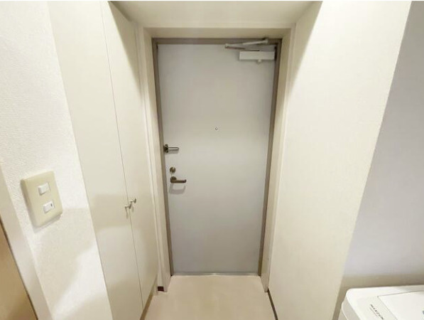 マイナビSTAYミライエ学芸大学Westの玄関