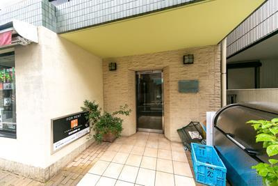 パーク西小山のエントランス