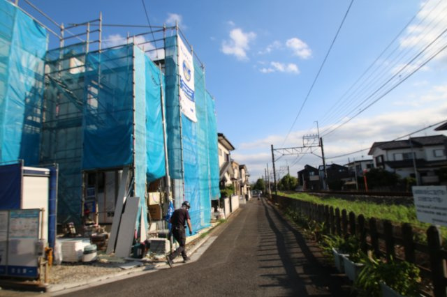【Livele Garden.S】小平上水本町第２期の外観|陽当たりの良い角地の邸宅♪
採光良好で風通しも良く、快適に暮らせるお住まいです
