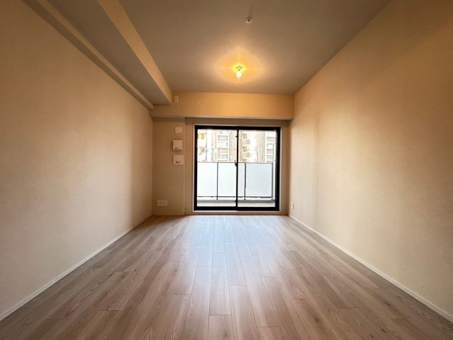 ワコーレシティ神戸元町の居間・リビング