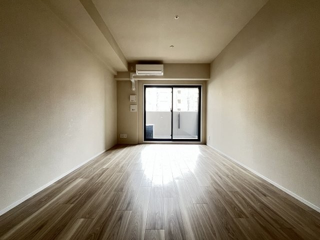 ワコーレシティ神戸元町の居間・リビング