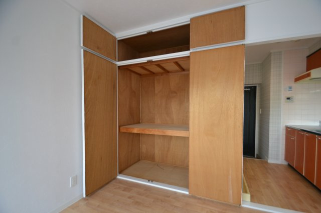 ル・パレ福住の収納