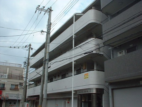 ル・パレ福住の外観