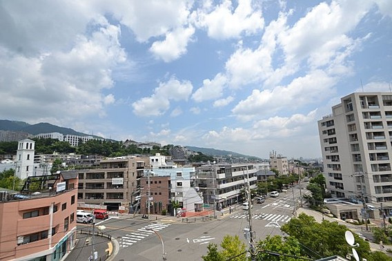アーバンヴィレッジ篠原本町のバルコニー