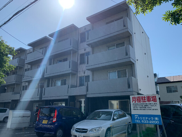 エトワール山の手通り