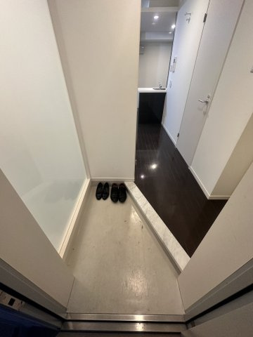 【玄関】AOI FLATS
