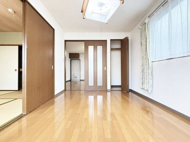 サンサンハイツⅡの洋室
