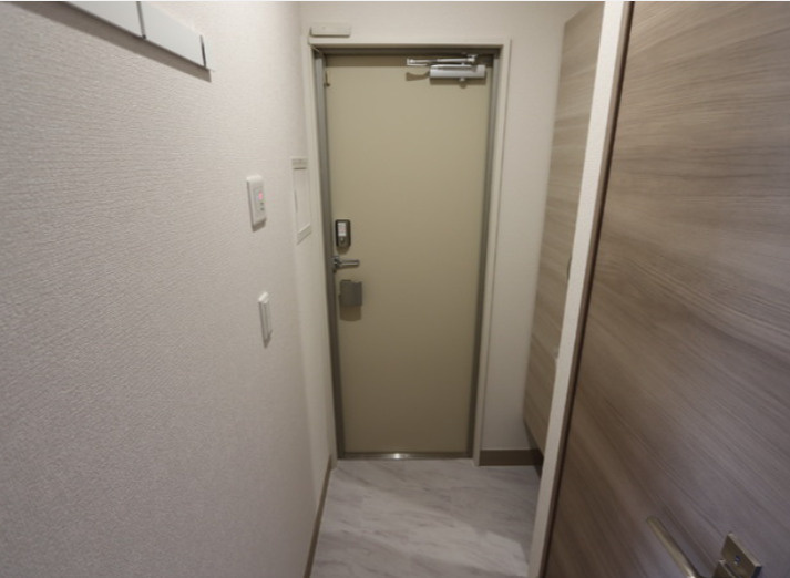 D-residence川口3丁目Eの玄関