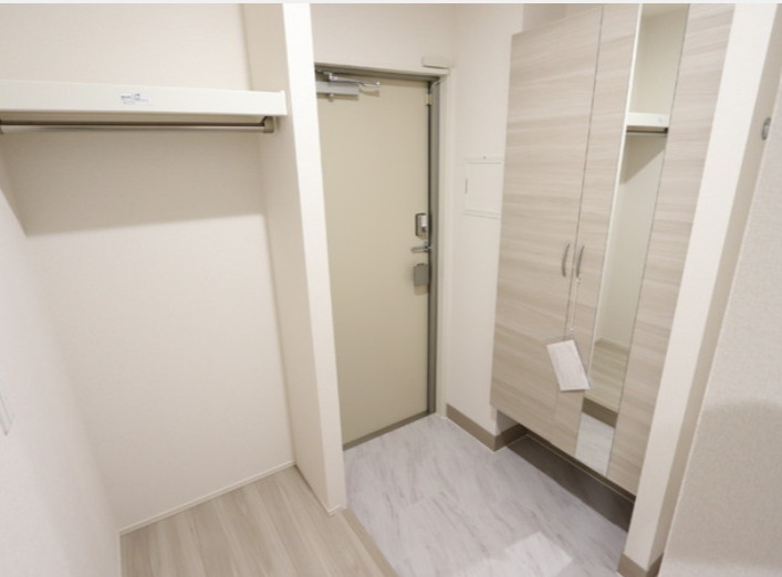 D-residence川口3丁目Eの玄関