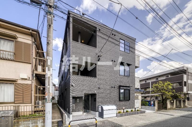 足立区谷中４丁目のアパート
