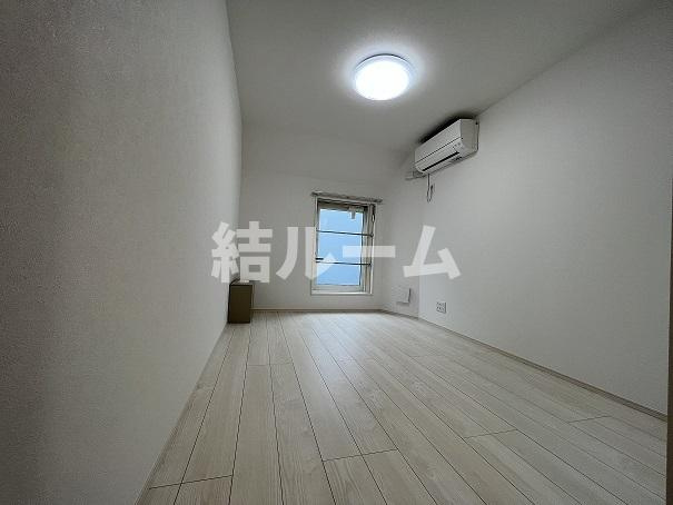 足立区千住宮元町のアパートの居間・リビング