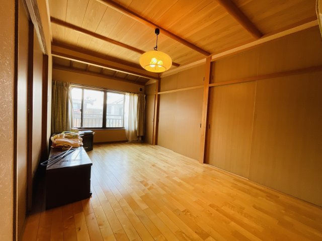 【洋室】 | たつの市揖保川町正條/中古戸建 | 使い勝手のいい洋室です