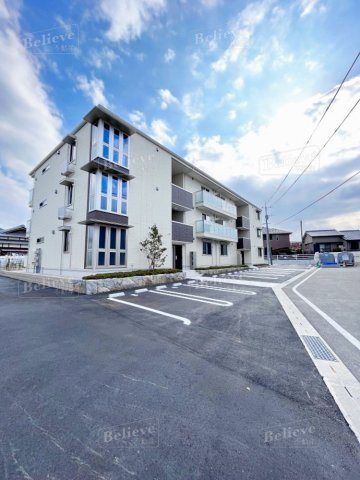 the Terrace 御井町の駐車場