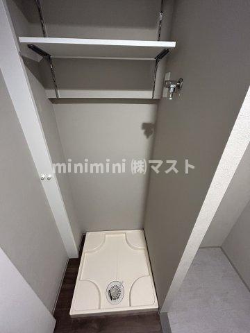 大阪市西区西本町１丁目の賃貸マンションの玄関