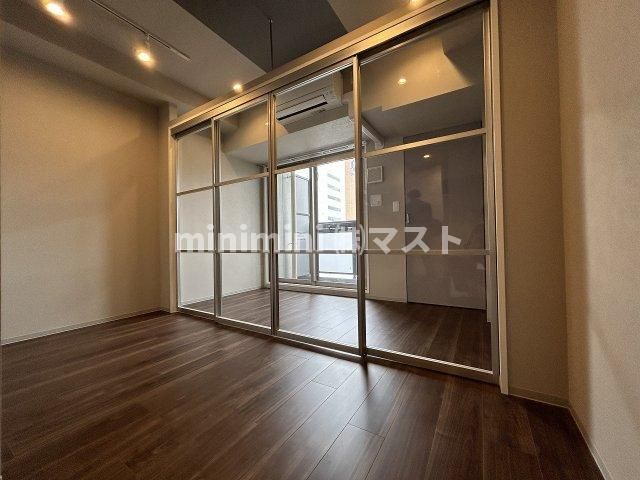 大阪市西区西本町１丁目の賃貸マンションの居間・リビング