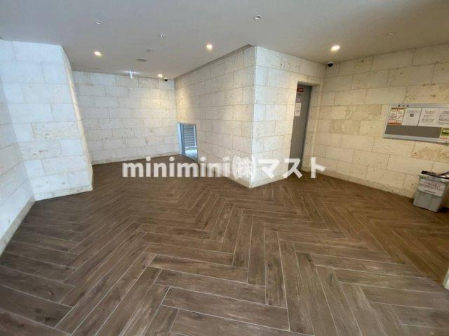大阪市西区南堀江３丁目の賃貸マンションのロビー