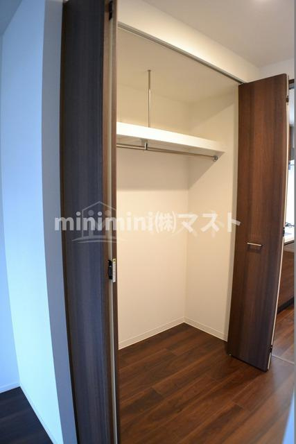 大阪市西区南堀江３丁目の賃貸マンションの収納|同マンション参考写真