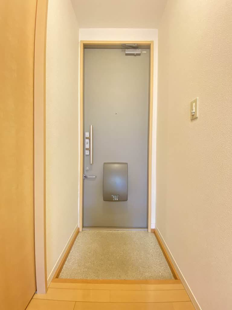 ベルソーの玄関
