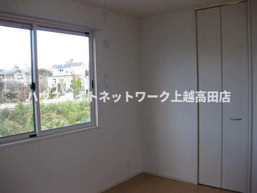 メゾン　リモーネの内装|洋室6.0帖（参考101号室反転室内写真）