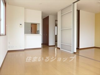 クレセオ口田の居間・リビング|人気の対面キッチン