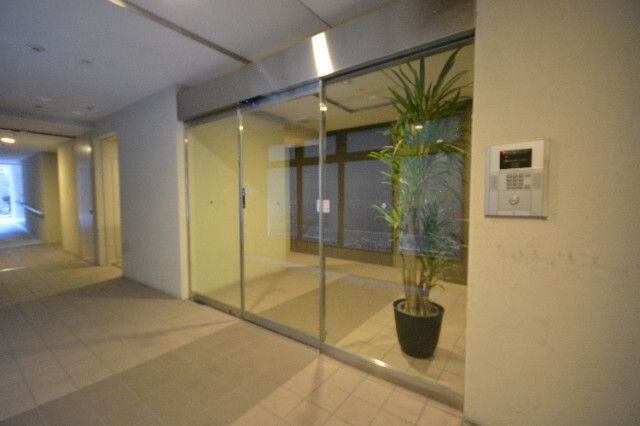 アーベル更紗北堀江のロビー