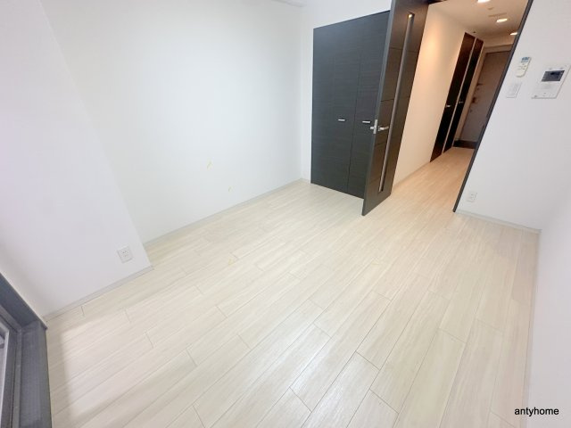 LAV心斎橋WEST　仲介手数料無料の居間・リビング