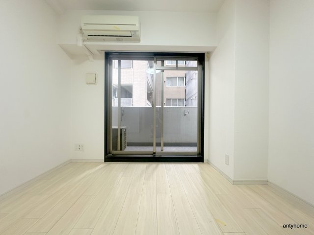 LAV心斎橋WEST　仲介手数料無料の寝室
