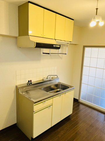メゾン名城のキッチン
