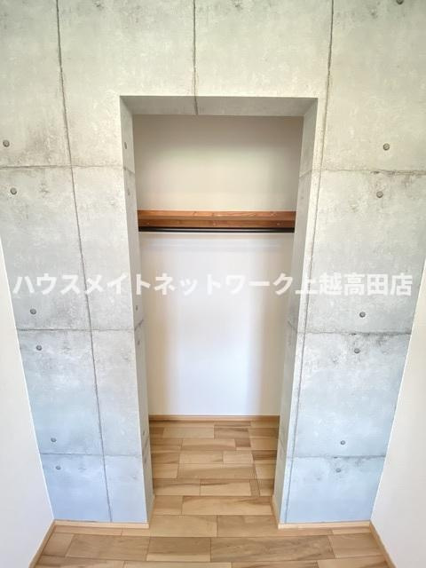 コンフォート東本町の収納|クローゼット（参考A号室反転室内写真）