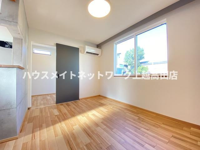 コンフォート東本町の内装|ＬＤＫ（参考A号室反転室内写真）