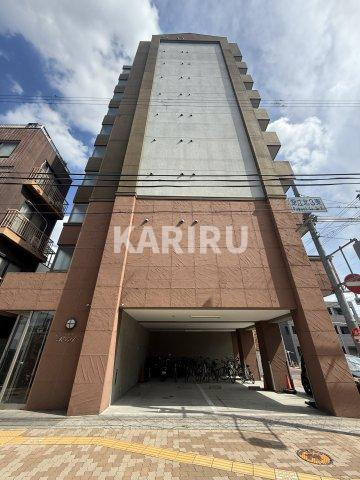 ヒルズR&Aのエントランス