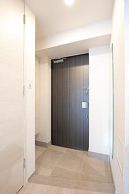 【玄関】 | ＲＩＯＰＲＡＤＯ赤坂 | ※写真は同タイプ住戸です。