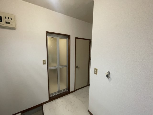 長岡市中沢２丁目のアパートのキッチン