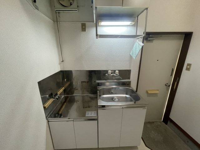 長岡市中沢２丁目のアパートの浴室
