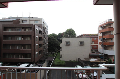バルコニーより♪