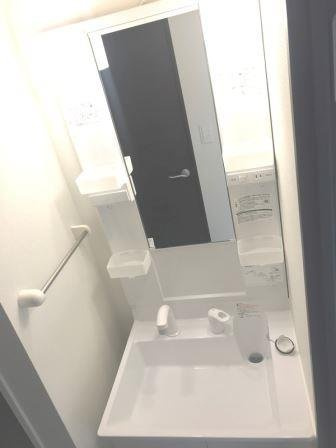 クレイノともすの内装|独立洗面台